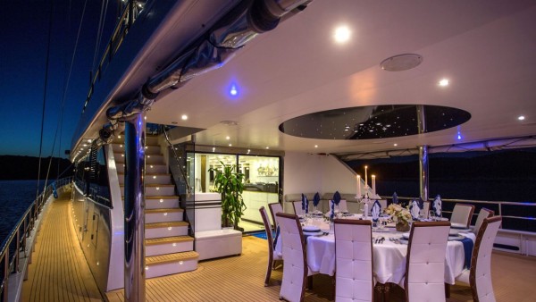 Sailing Yacht Aurum Sky
