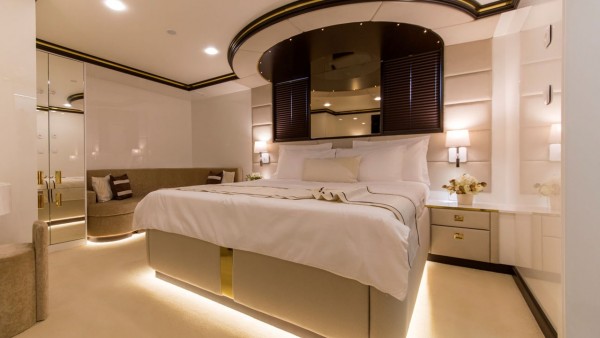 Sailing Yacht Aurum Sky