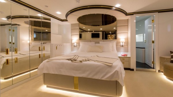 Sailing Yacht Aurum Sky