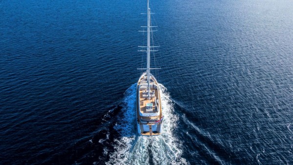 Sailing Yacht Aurum Sky