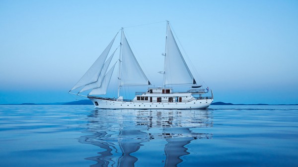 Sailing Yacht Corsario