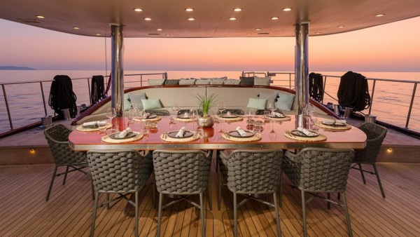 Sailing Yacht Lady Gita