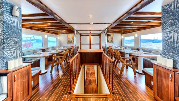 Gulet Love Boat
