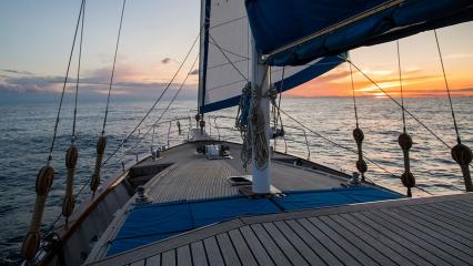 Sailing Yacht Luopan