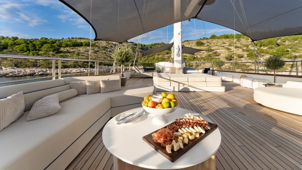Sailing Yacht Maxita