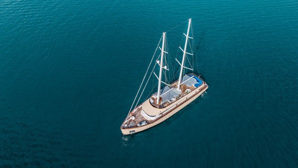 Sailing Yacht Maxita