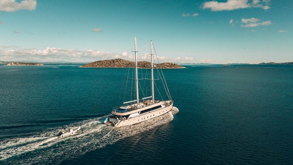 Sailing Yacht Maxita
