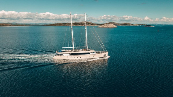 Sailing Yacht Maxita