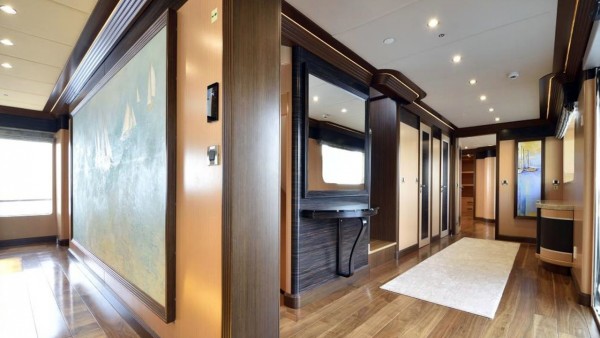Sailing Yacht Meira