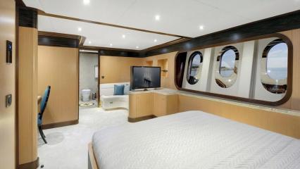 Sailing Yacht Meira