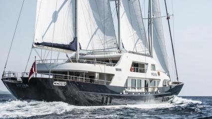 Sailing Yacht Meira