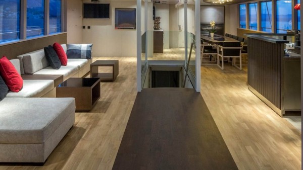 Sailing Yacht Rara Avis