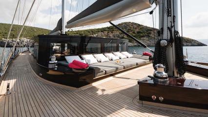 Sailing Yacht Rox Star
