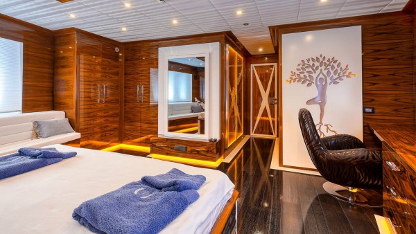 Sailing Yacht Son of Wind