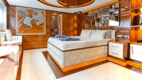 Sailing Yacht Son of Wind