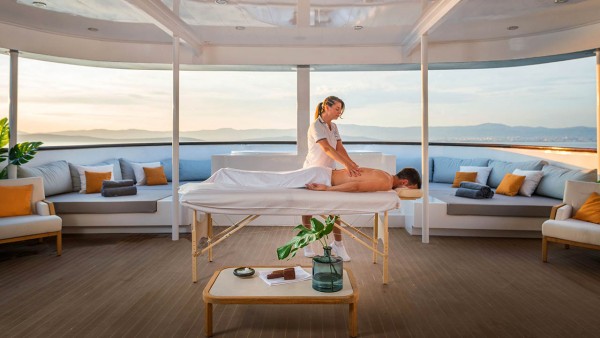 Motor Yacht Agape Rose