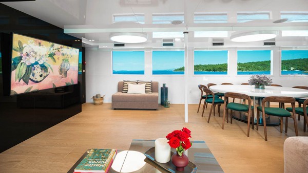Motor Yacht Agape Rose
