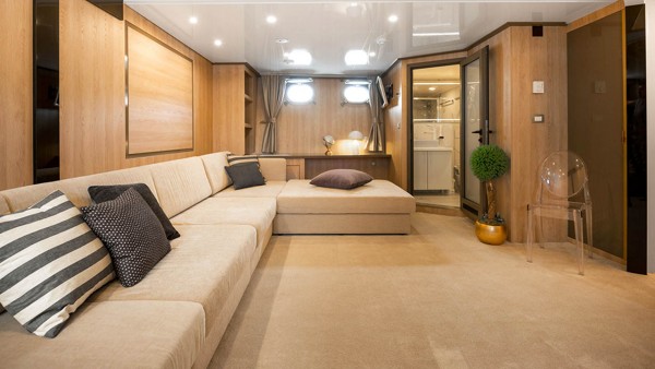Motor Yacht Agape Rose