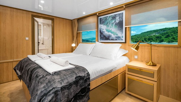 Motor Yacht Agape Rose