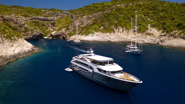 Motor Yacht Agape Rose