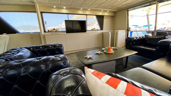 Motor Yacht Bona Dea