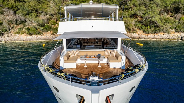 Motor Yacht Lila