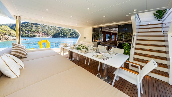 Motor Yacht Lila