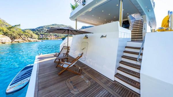 Motor Yacht Lila