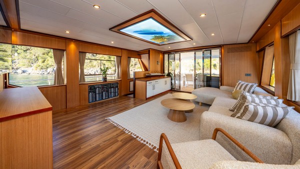 Motor Yacht Lila