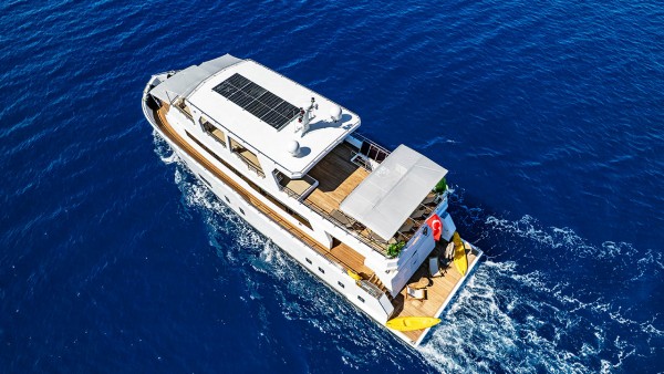 Motor Yacht Lila