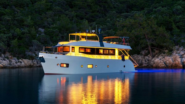 Motor Yacht Oggusto