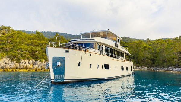 Motor Yacht Simay M