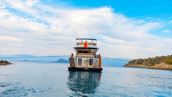 Motor Yacht Simay M